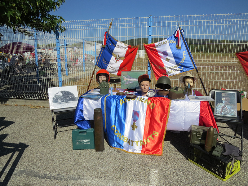 EXPOSITION DU STAND DES ANCIENS COMBATTANTS