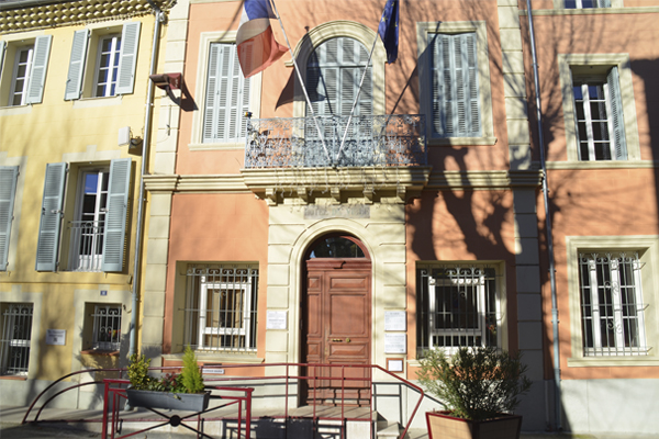 porte mairie